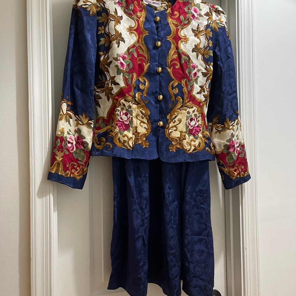 Vintage Floral Embroidered Jacket and Skirt Set